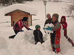 Schneefiguren bauen