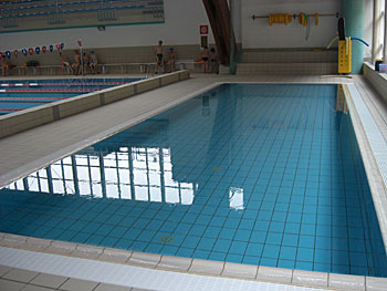 kleines Schwimmbecken