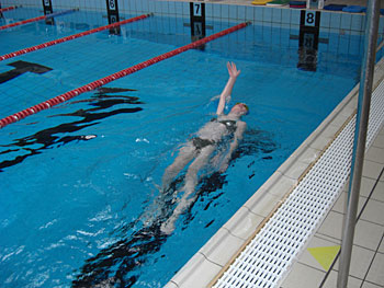Rückenschwimmen
